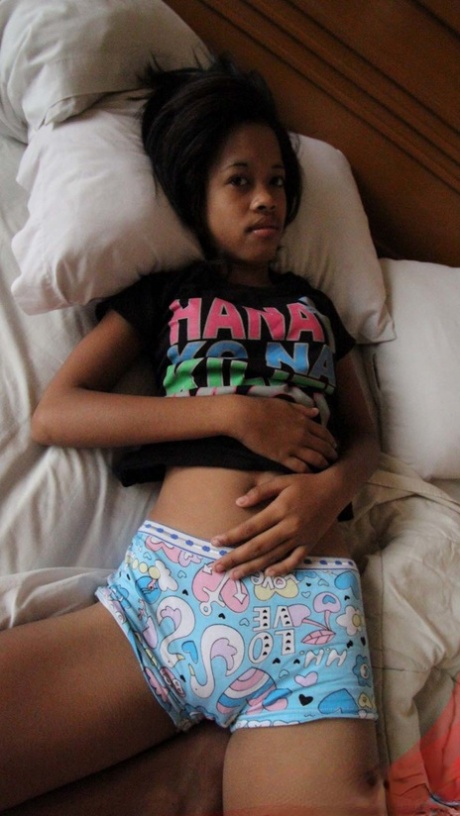 skinny asian nice pics
