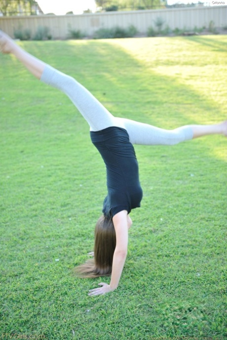 teen leggings free porn gallery