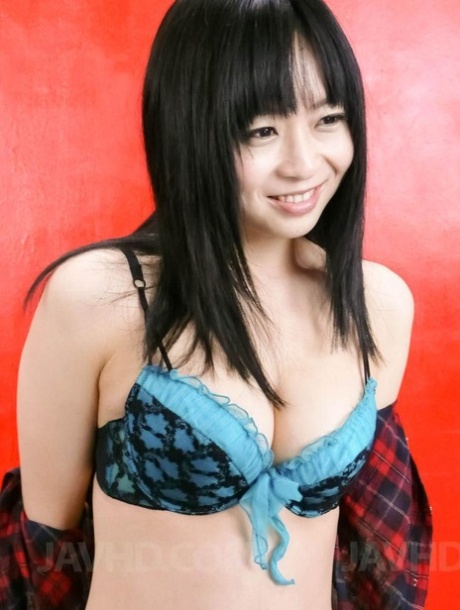 Nozomi Hazuki pornstar gallery