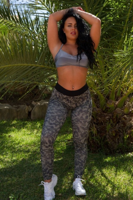 Olivia Paige model top gallery