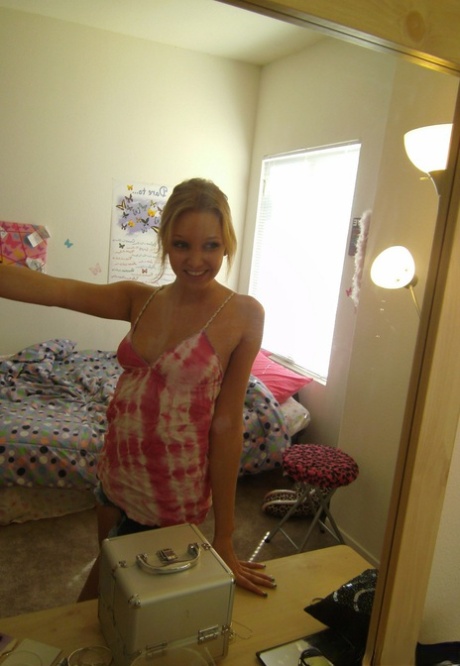 blonde amateur sex images