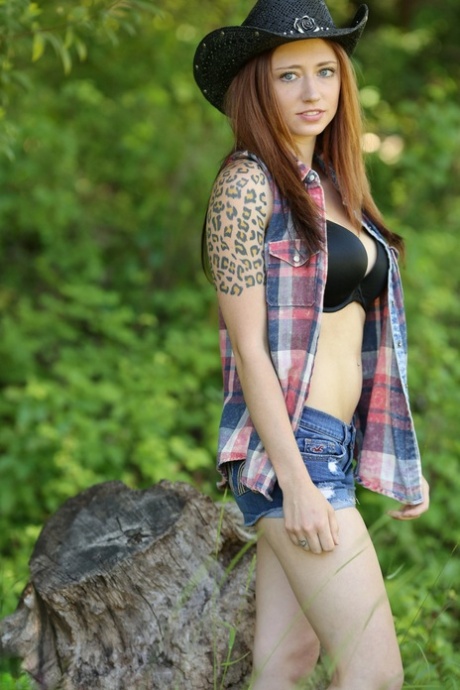 Lily Xo actress gallery