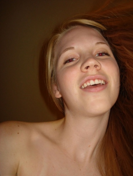 Taylor True star nude img