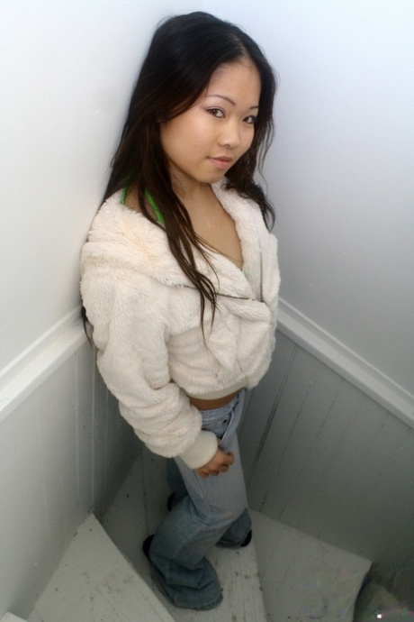 asian girlfriend free porn images