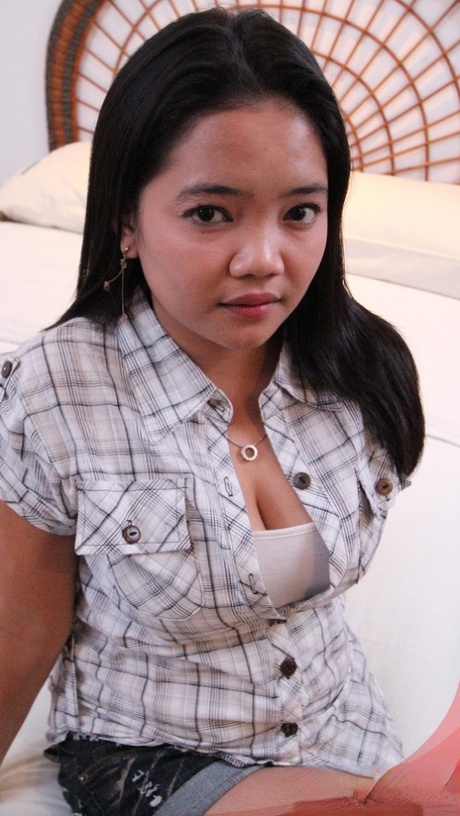 chubby asian teen free porn pics