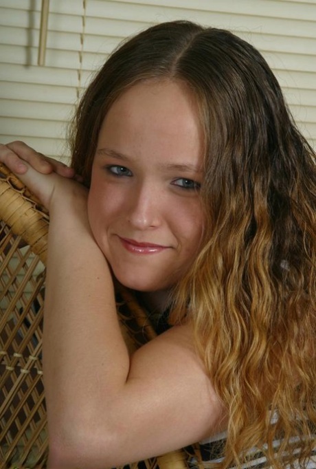 chubby face hot sexy pic