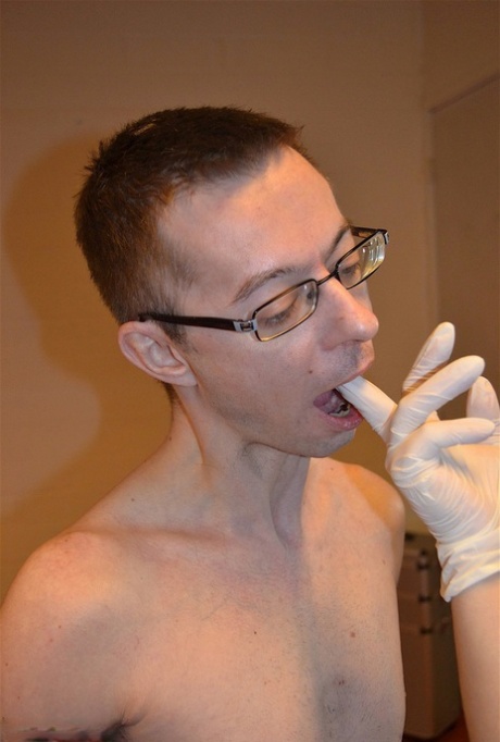 british cfnm beautiful naked pic