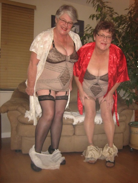 very old granny free porn picture