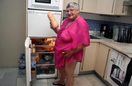 granny upskirt top photo