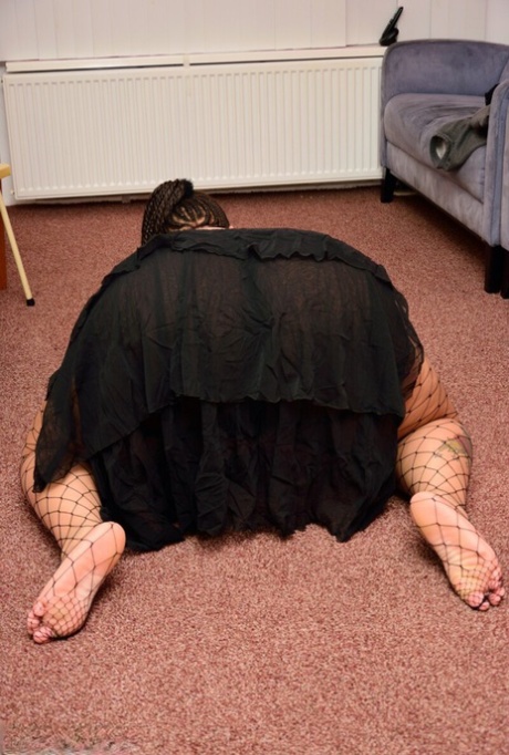 fat latina free naked galleries