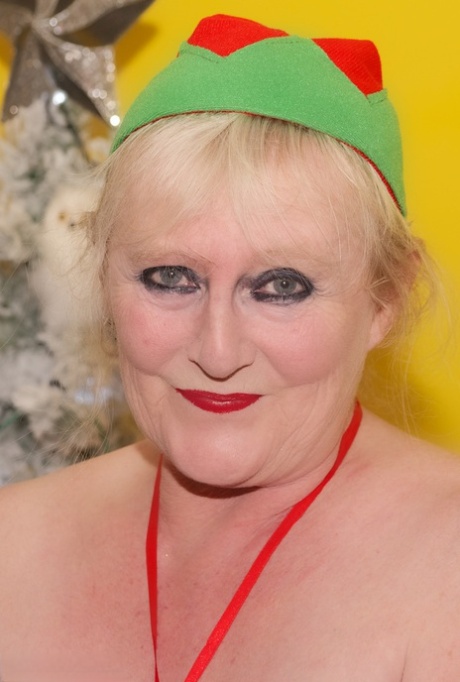Claire Knight star hot img