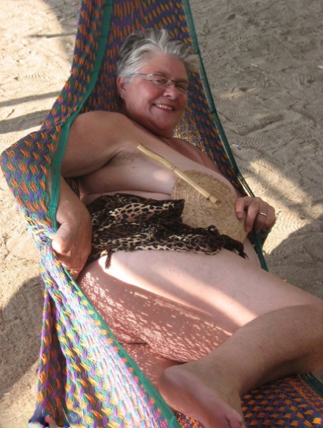 very old granny pornographic pictures