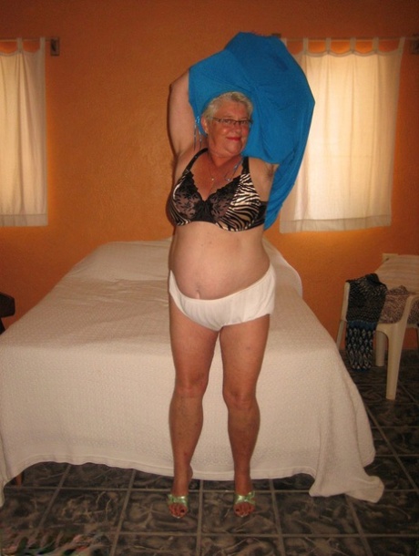 granny underwear free photos
