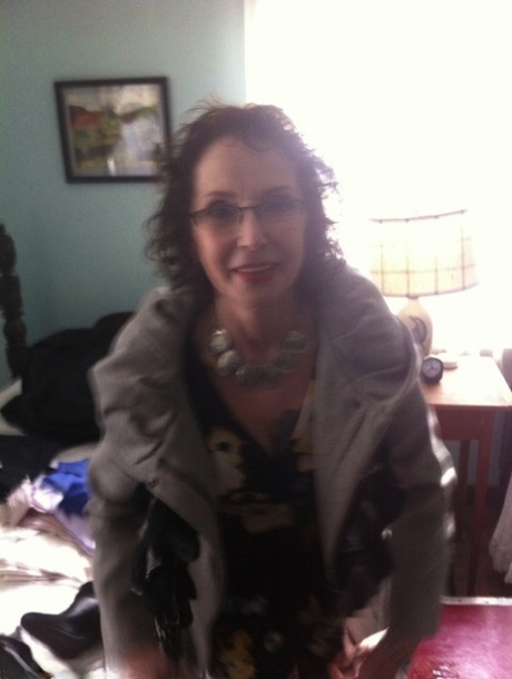 granny glasses art nude archive