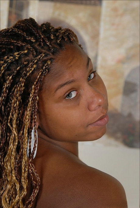 ebony face erotic gallery