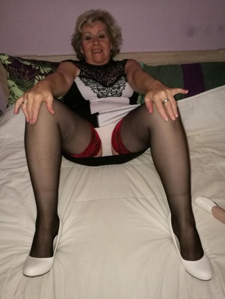granny upskirt free sex galleries