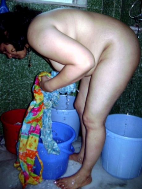 bbw shower sexy nude images