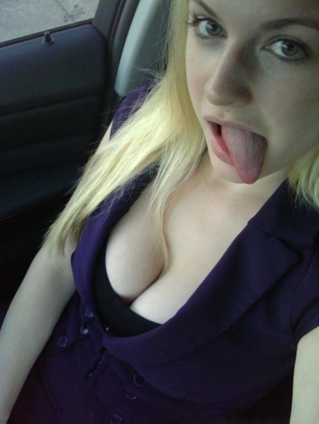 ahegao top pic