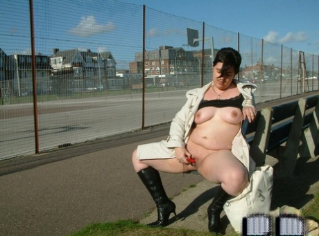 bbw boots free sex photos