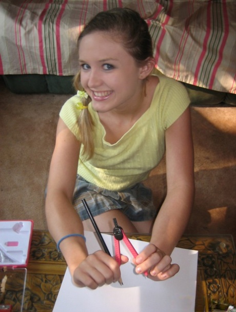 Andi Land pretty model archive