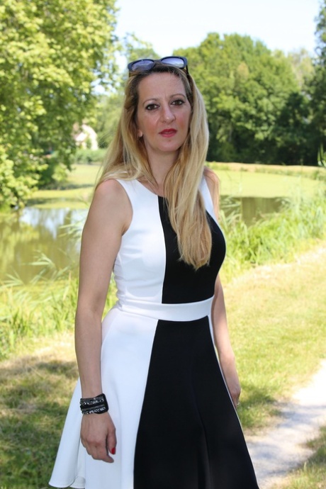 Louise Du Lac perfect star pictures