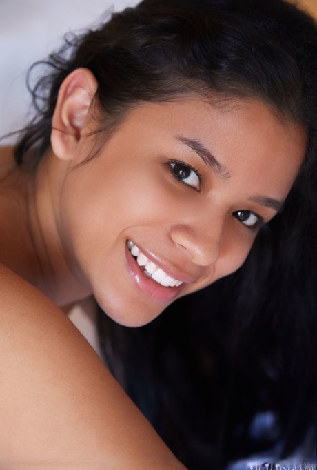 latina babe beautiful xxx photo