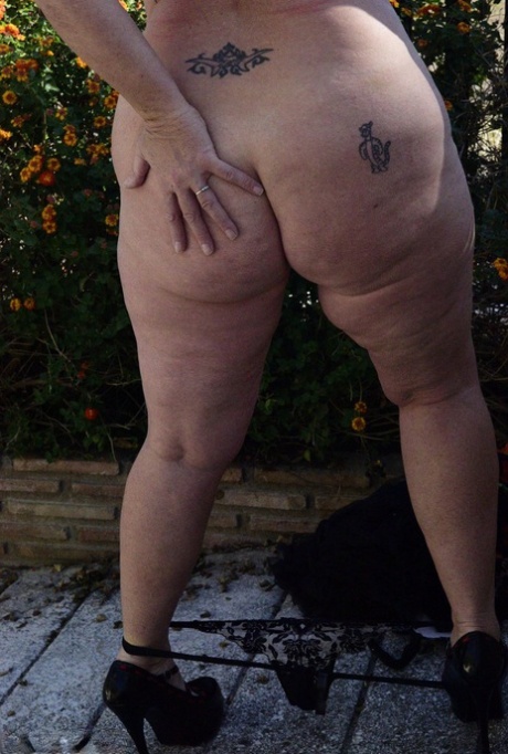 granny tattoo nude img