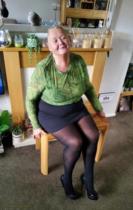 granny skirt sexy nudes gallery