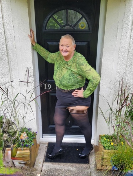 granny upskirt beautiful nude archive