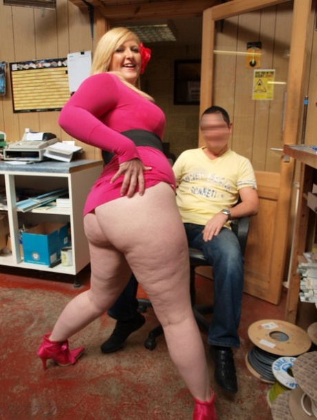 bbw cougar free galleries