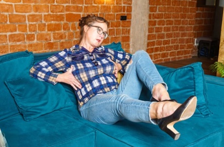 mature jeans sexy image