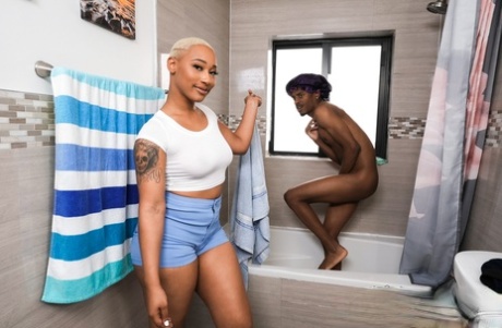ebony shorts free img
