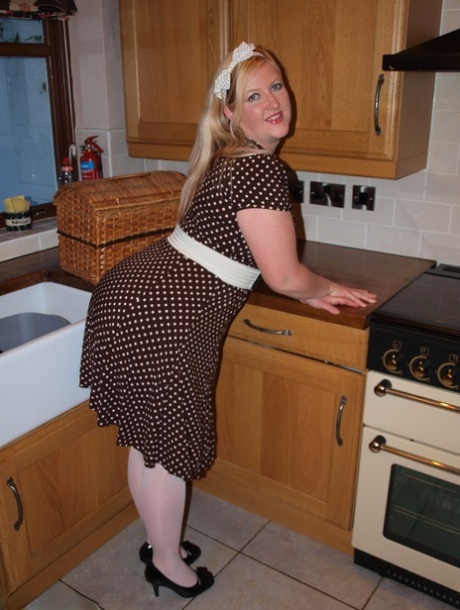 bbw pantyhose art porn galleries