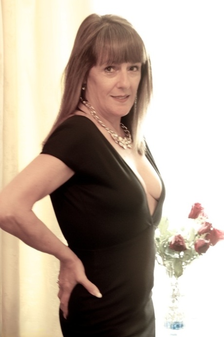 british mature perfect photos