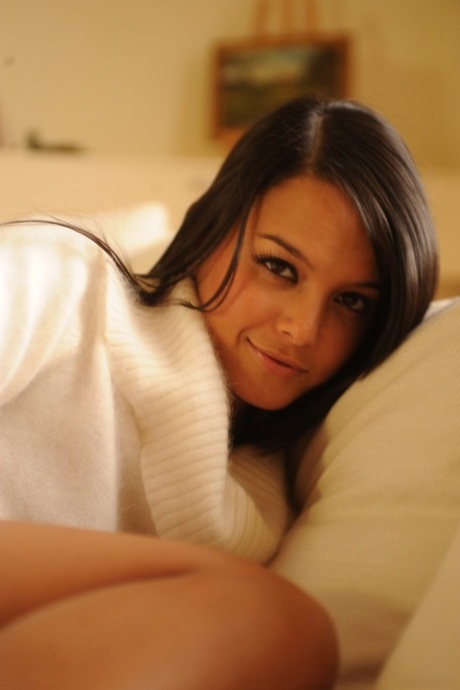 sweater nudes gallery