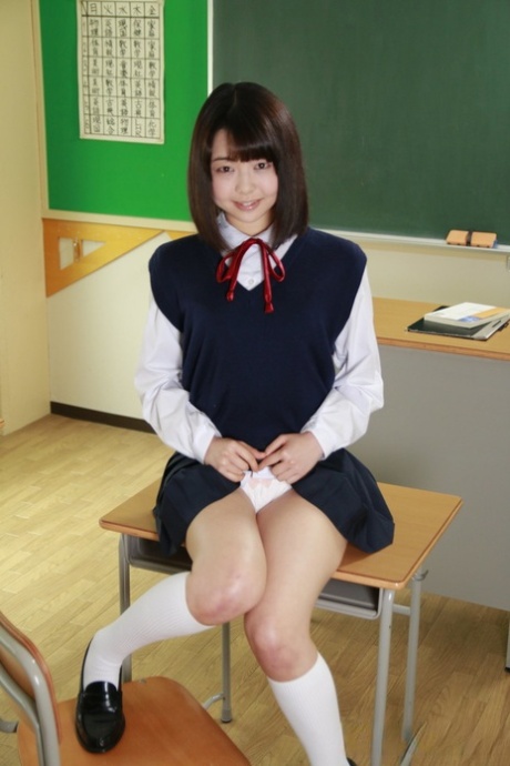 japanese schoolgirl xxx picture
