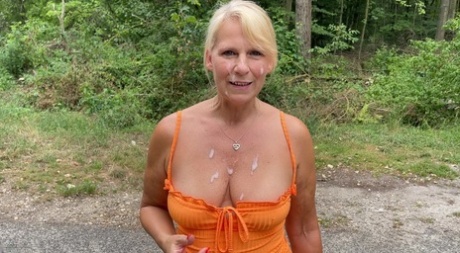 mature cumshot sex picture