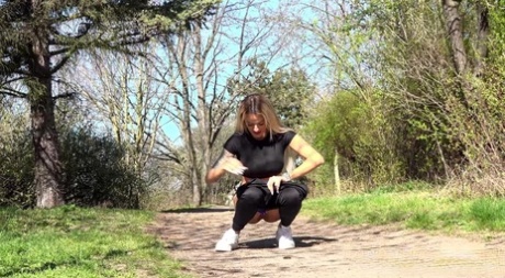 public pissing sexy xxx photos