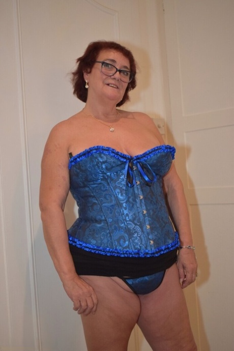 chubby granny top images