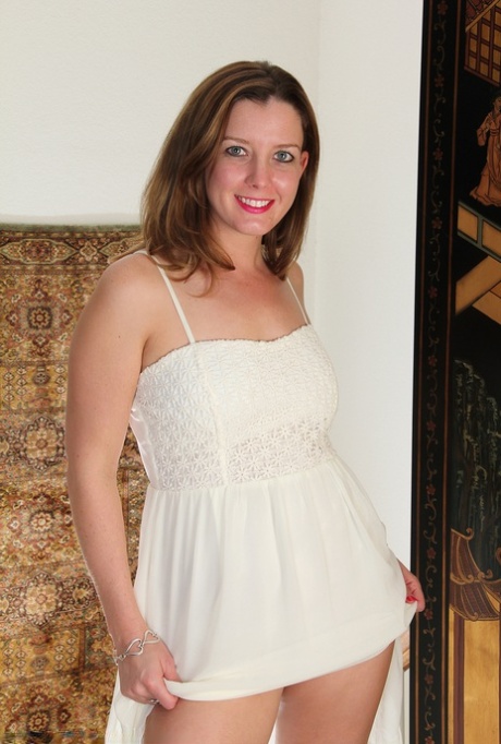 Deliliah Stevenson model exclusive image