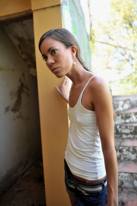 skinny teen sexy nude img