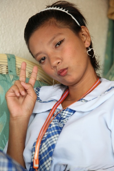 asian schoolgirl xxx galleries