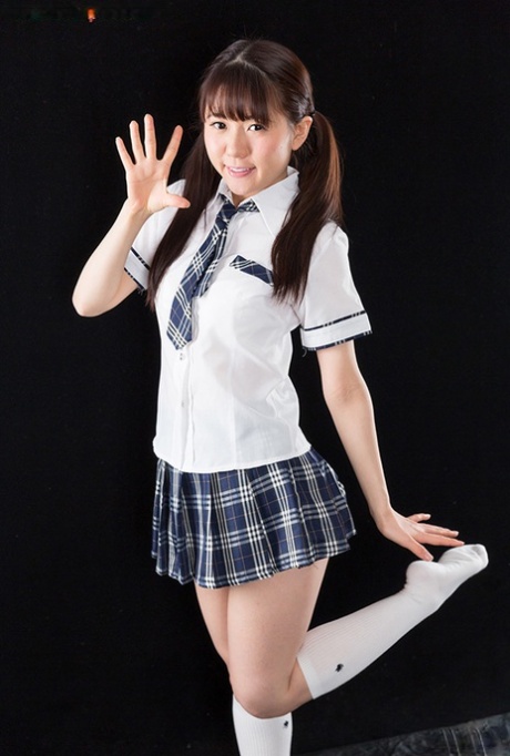 Mai Araki model xxx galleries