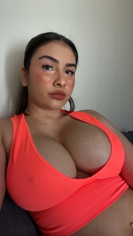 thick babe xxx gallery