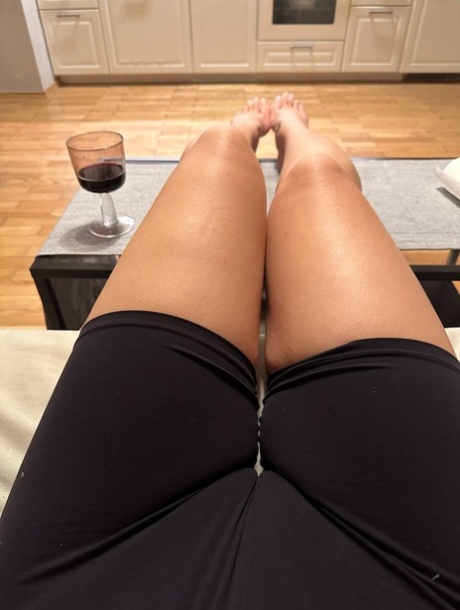 tight shorts art porn gallery