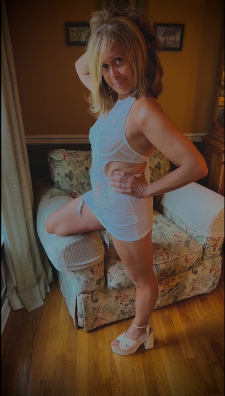 latina granny porn image