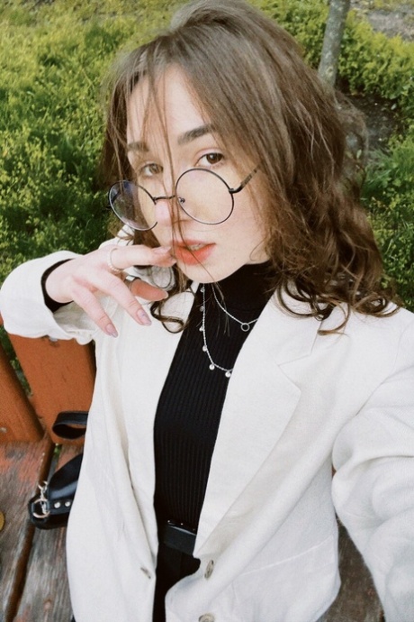 skinny glasses beautiful xxx archive