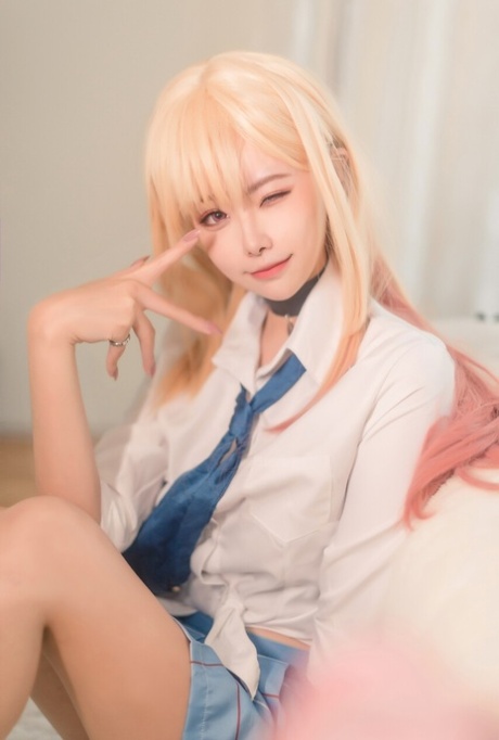 asian schoolgirl hot nude gallery