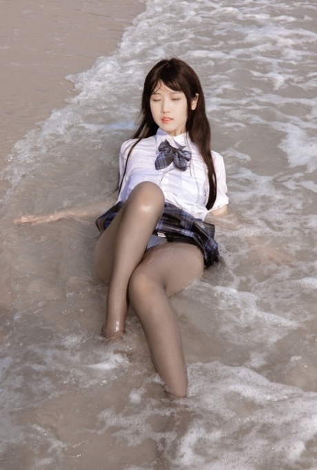 petite stockings hd photo