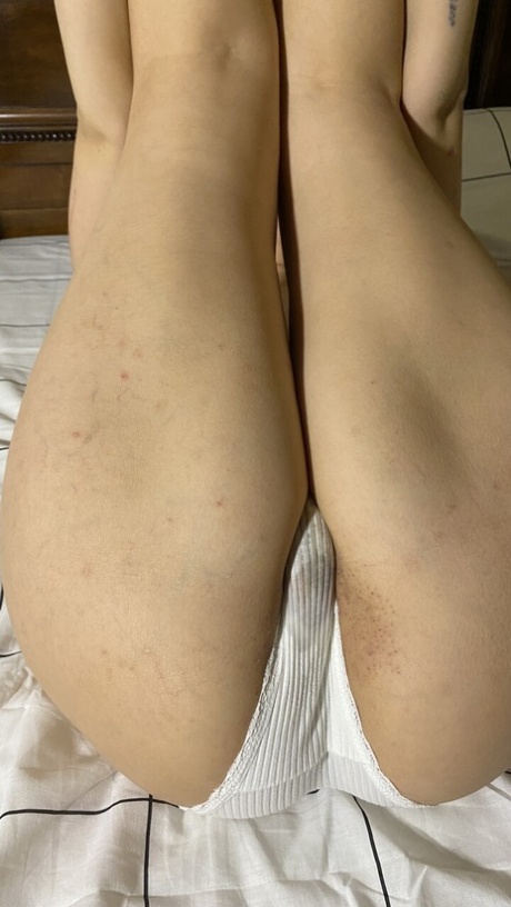 thick thighs teen sexy pic